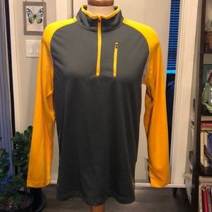 Boys Nike Dei-fit top